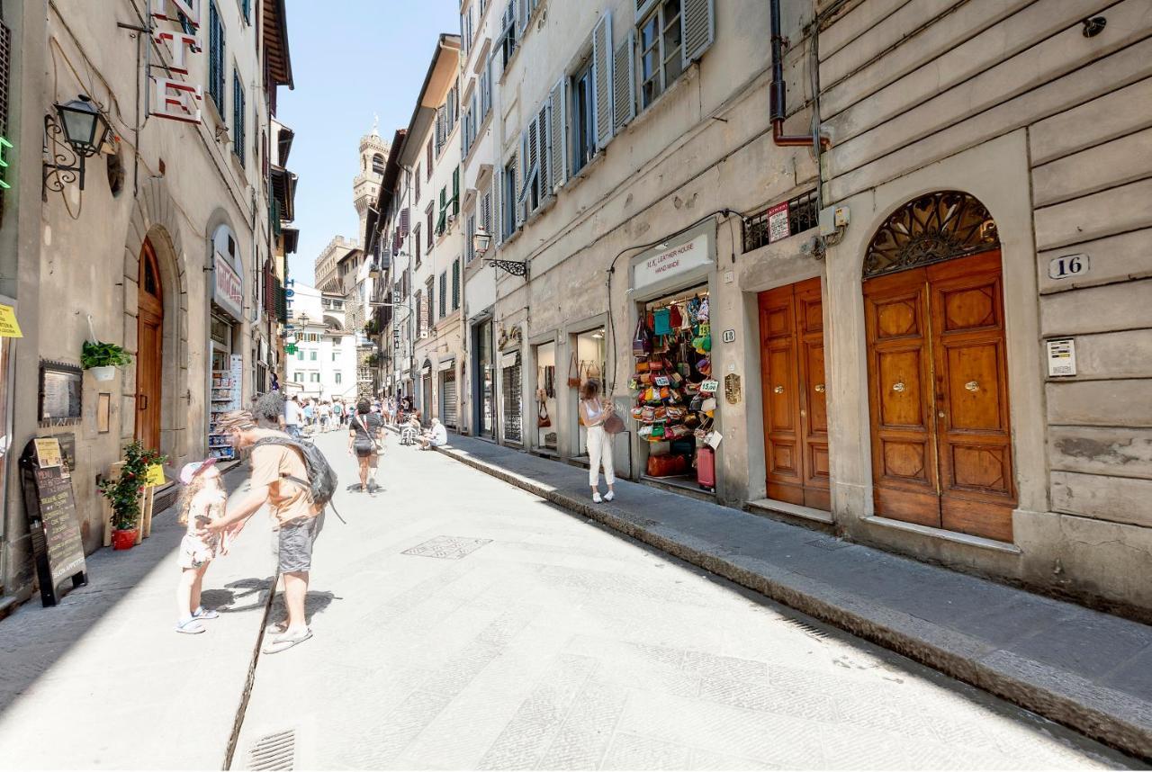 Magico Risveglio Agli Uffizi Apartment Firenze Bagian luar foto